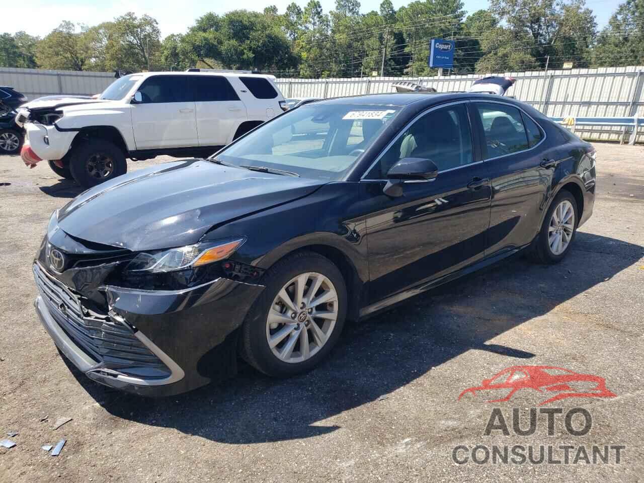 TOYOTA CAMRY 2022 - 4T1R11AK7NU045894