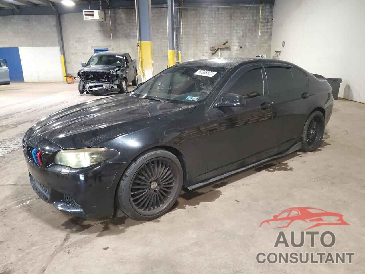 BMW 5 SERIES 2012 - WBAFU7C53CDU57216