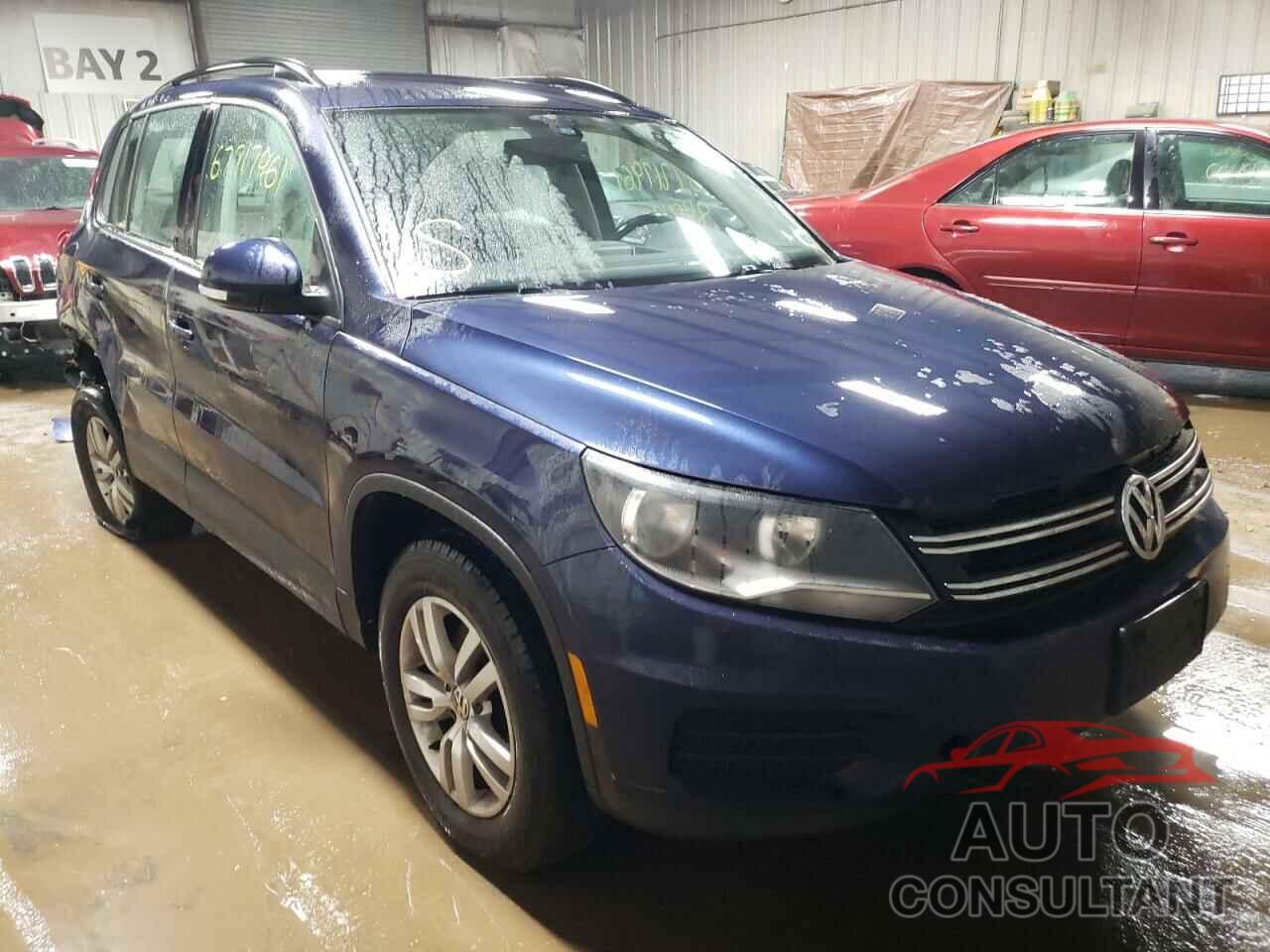 VOLKSWAGEN TIGUAN 2016 - WVGAV7AX7GW581445