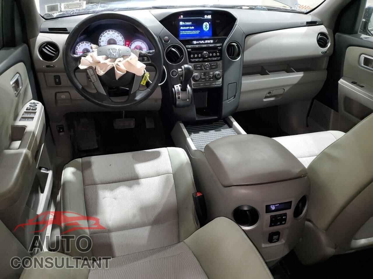 HONDA PILOT 2015 - 5FNYF4H48FB070212