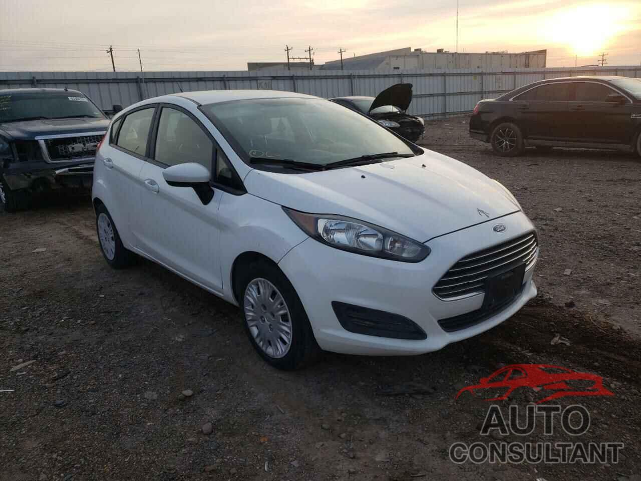 FORD FIESTA 2016 - 3FADP4TJ8GM136477