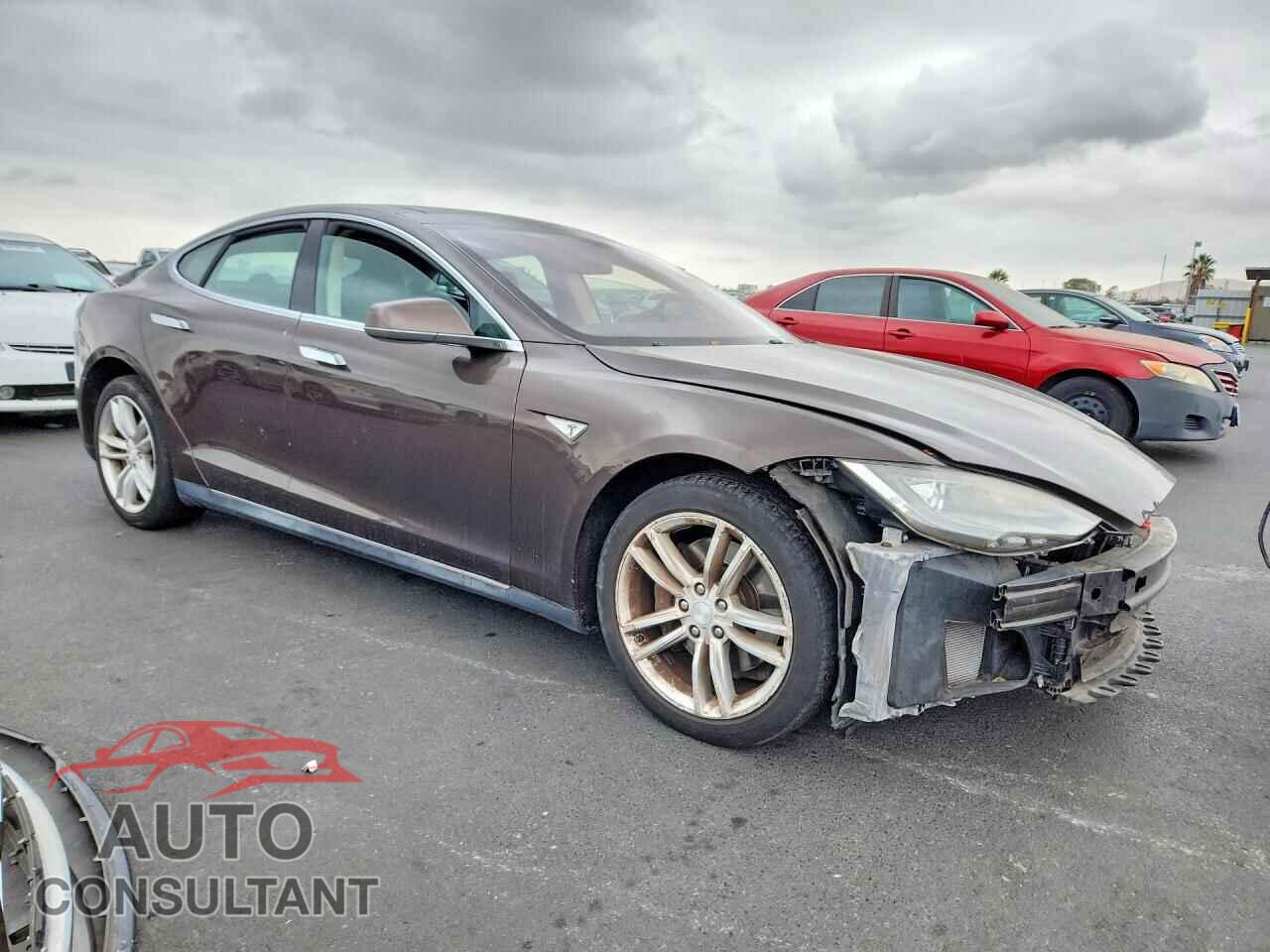 TESLA MODEL S 2014 - 5YJSA1S17EFP29414