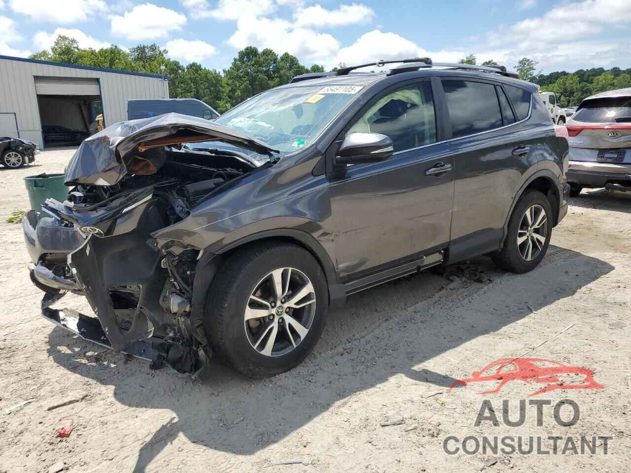 TOYOTA RAV4 2017 - JTMRFREV1HJ137033
