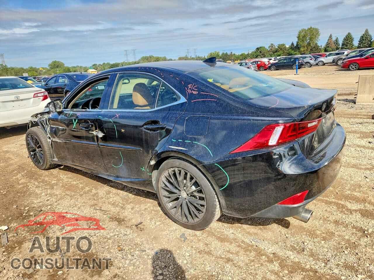LEXUS IS 2014 - JTHCF1D25E5006012