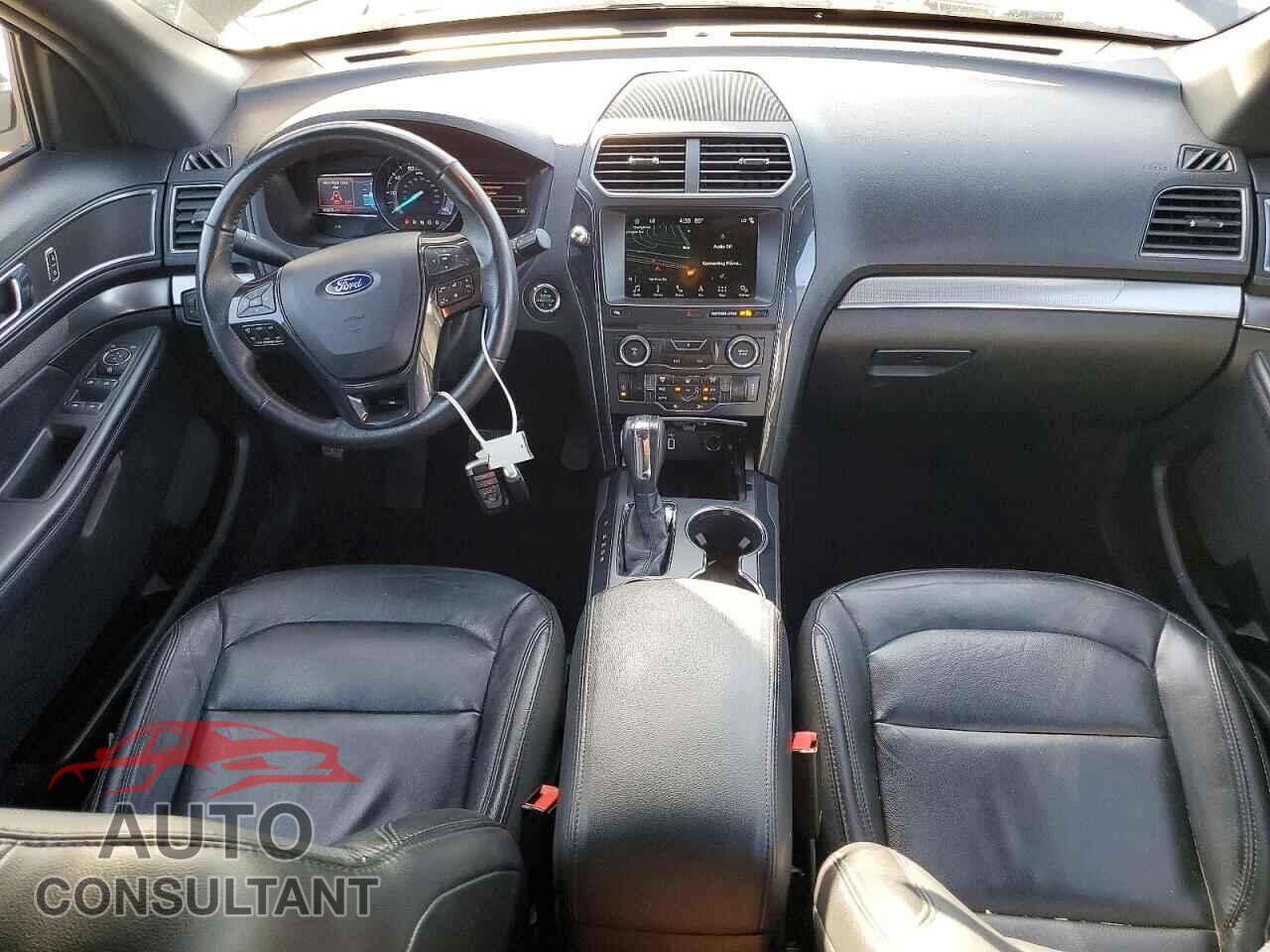 FORD EXPLORER 2018 - 1FM5K7D87JGB32203