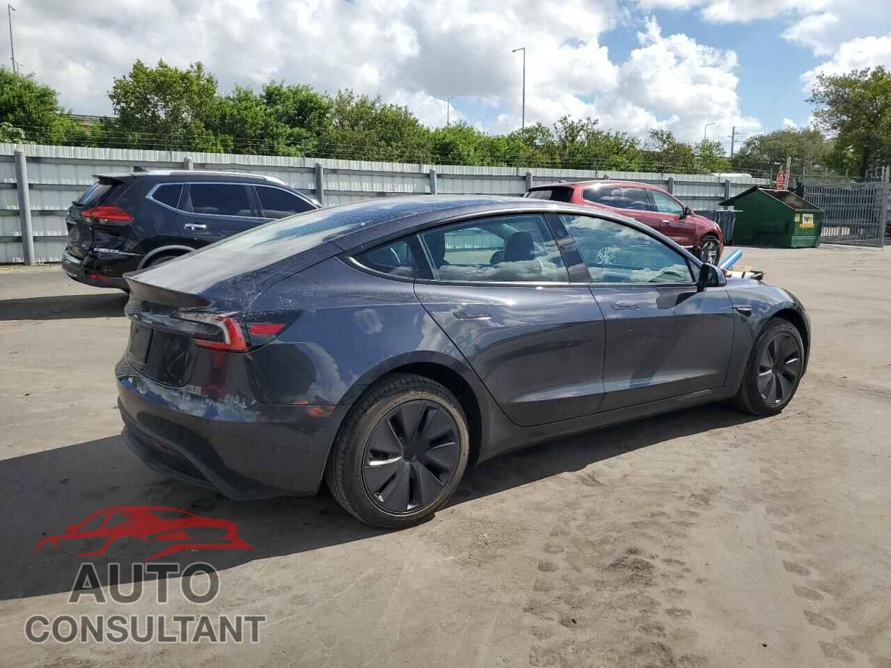 TESLA MODEL 3 2025 - 5YJ3E1EA5SF987625
