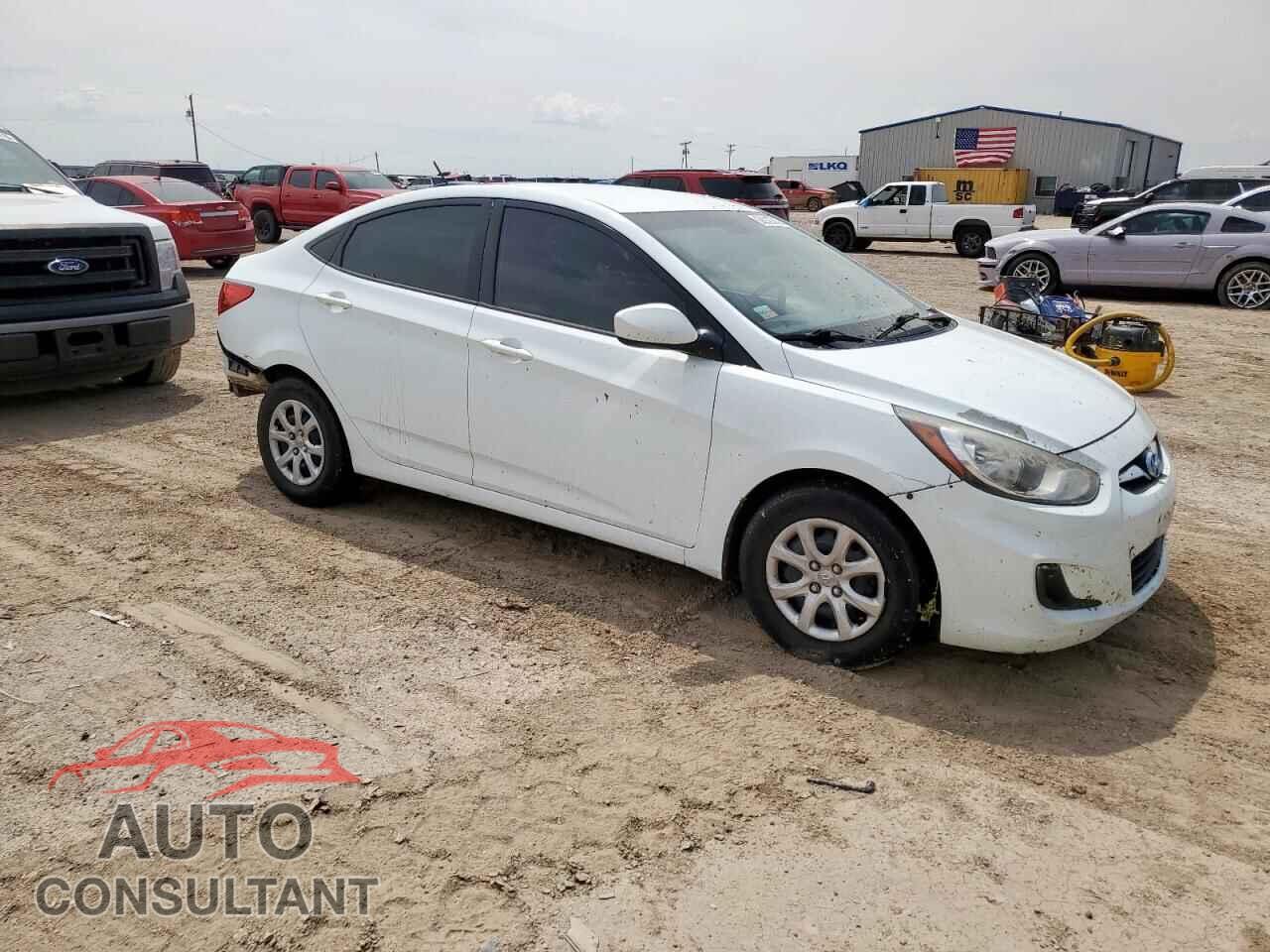 HYUNDAI ACCENT 2013 - KMHCT4AEXDU397166