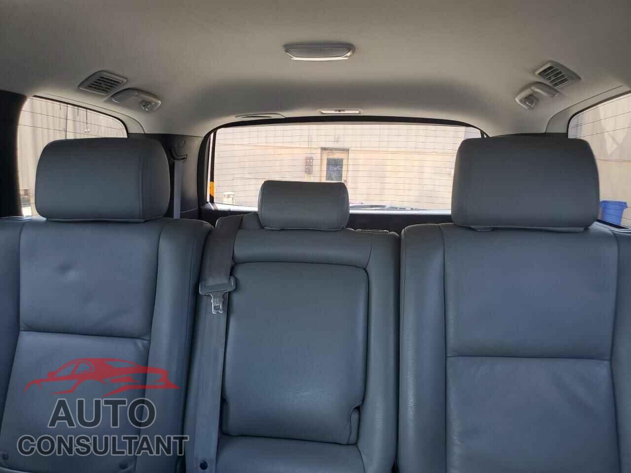 TOYOTA SEQUOIA 2011 - 5TDZY5G11BS036839