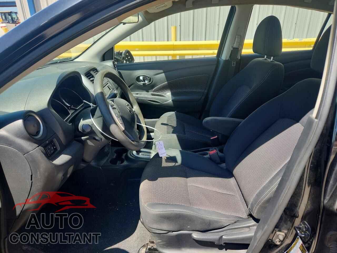 NISSAN VERSA 2017 - 3N1CN7AP3HL814454