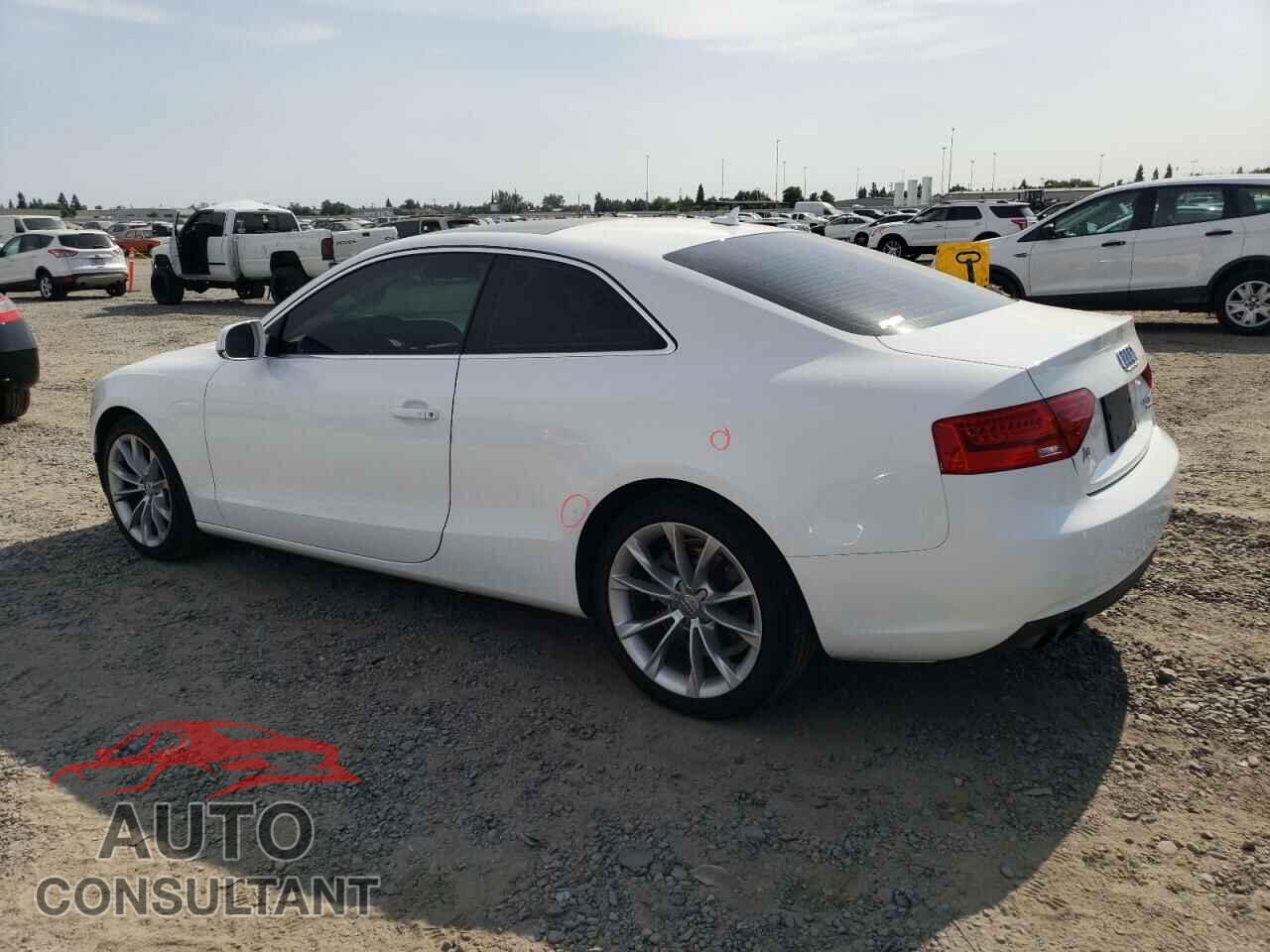 AUDI A5 2013 - WAUCFAFR3DA038133