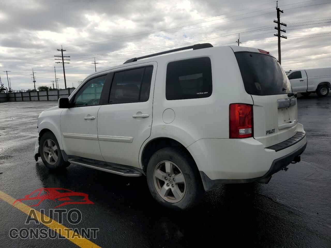 HONDA PILOT 2011 - 5FNYF4H76BB102272