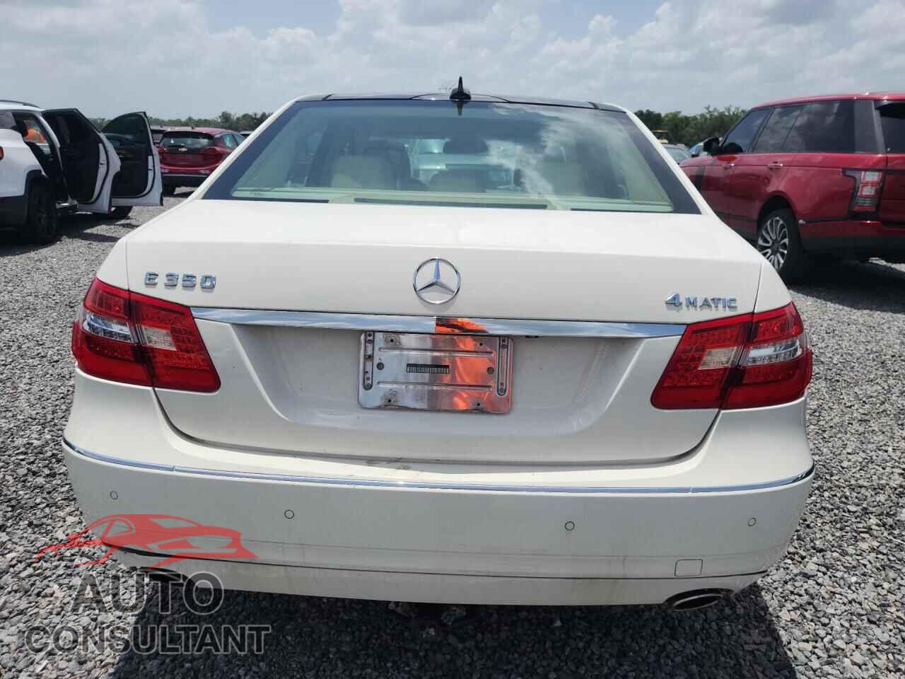 MERCEDES-BENZ E-CLASS 2011 - WDDHF8HB7BA349021