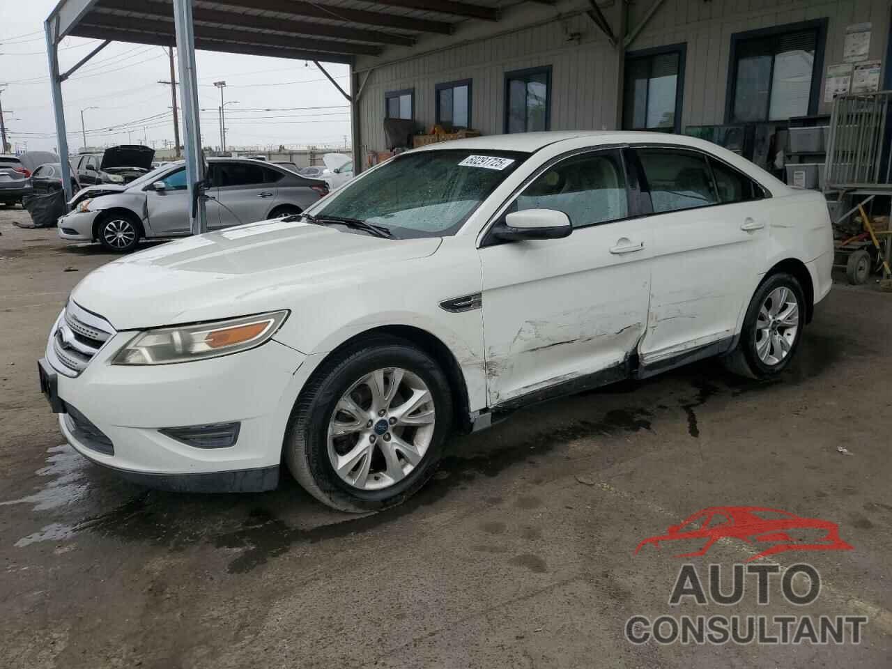 FORD TAURUS 2010 - 1FAHP2HW0AG136033