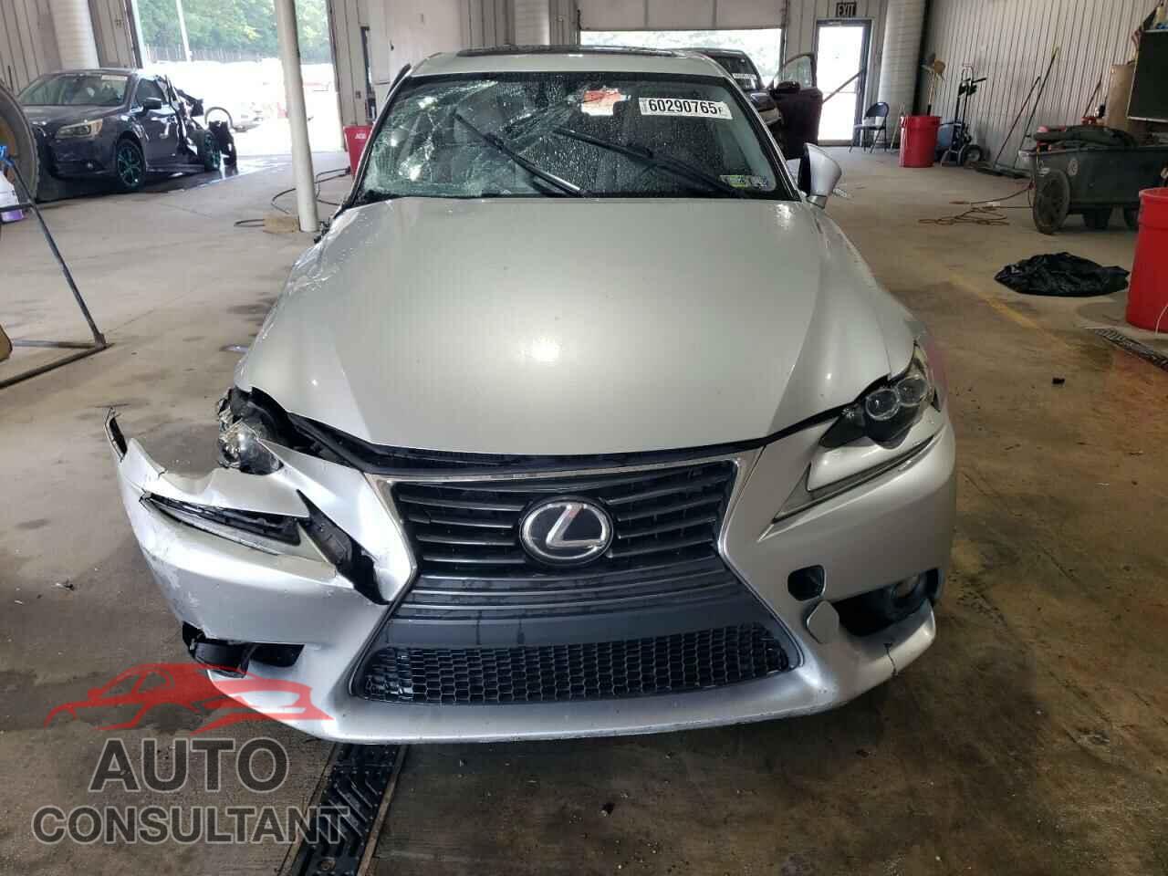 LEXUS IS 2014 - JTHCF1D21E5013037