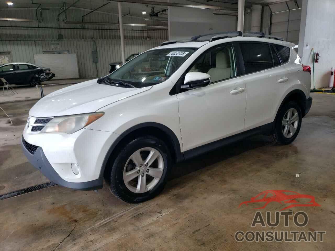 TOYOTA RAV4 2013 - JTMRFREV0DD006555