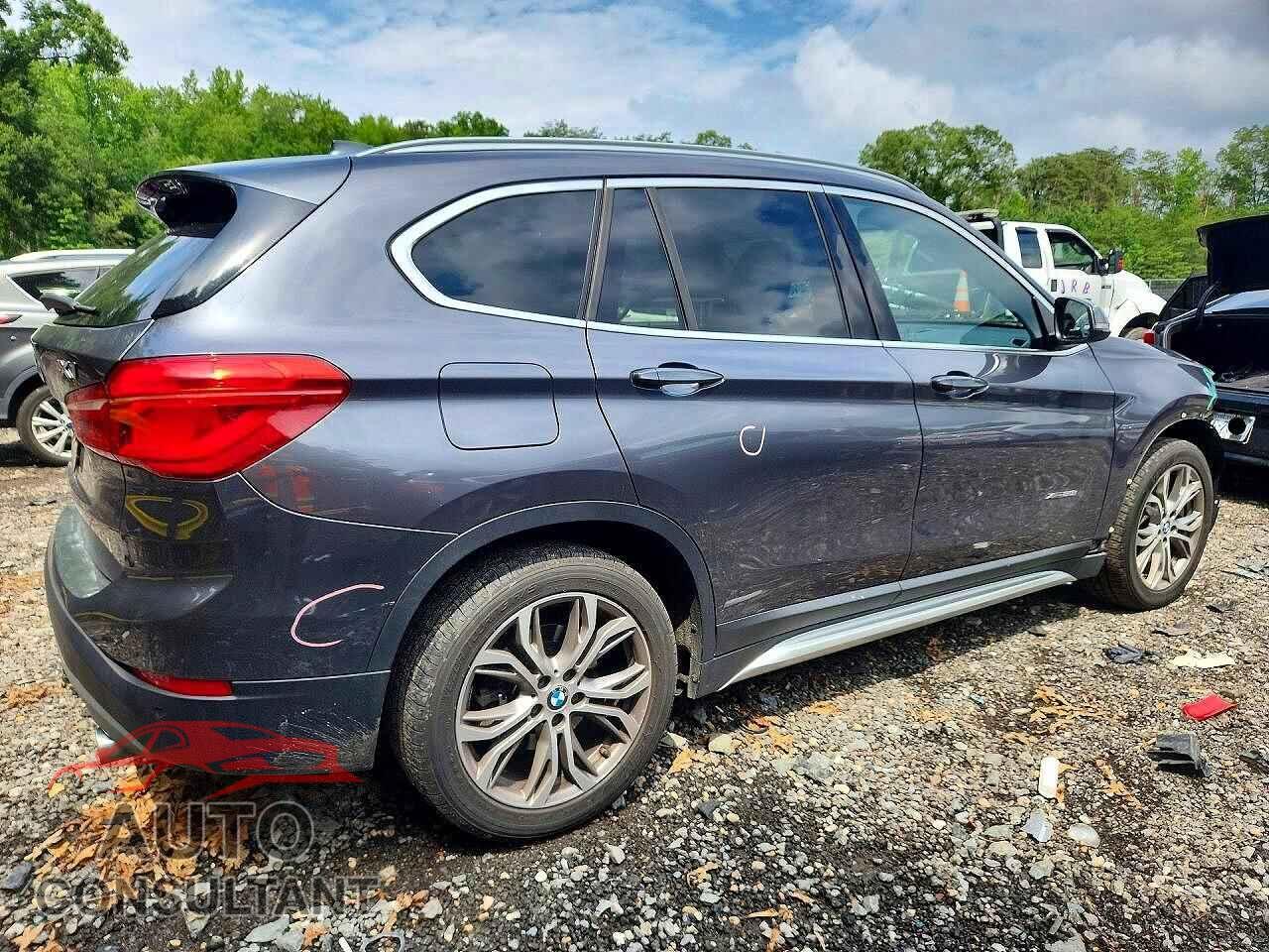 BMW X1 2016 - WBXHT3Z35G4A51320
