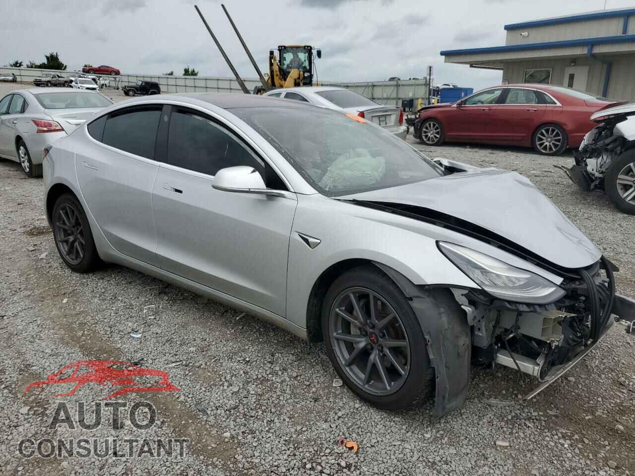 TESLA MODEL 3 2018 - 5YJ3E1EA5JF095289
