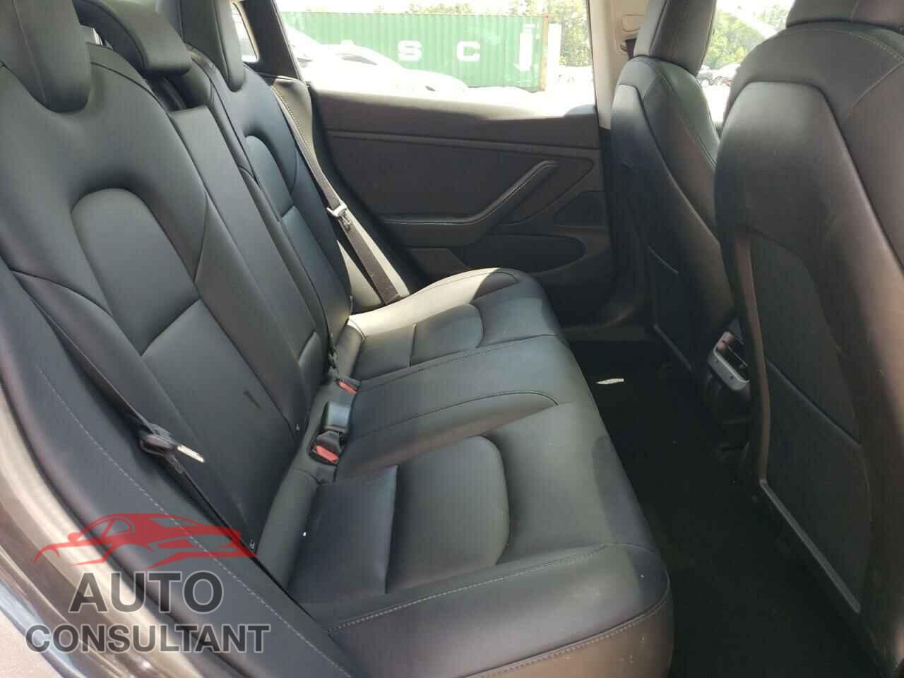 TESLA MODEL 3 2018 - 5YJ3E1EA6JF153460