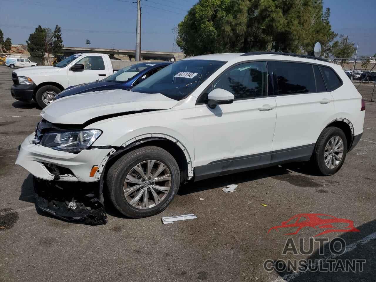 VOLKSWAGEN TIGUAN 2020 - 3VV1B7AX0LM118622