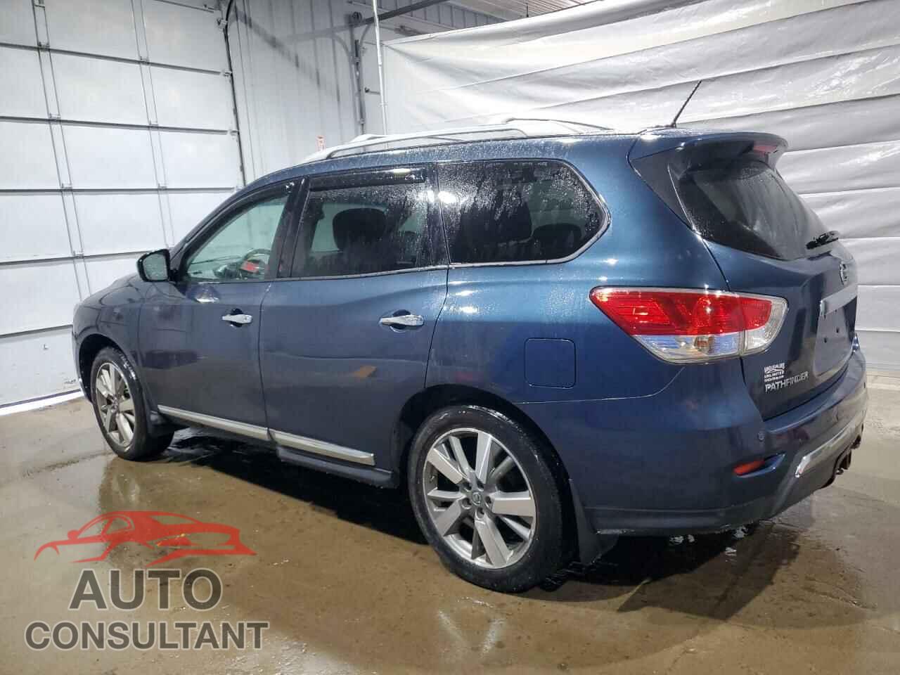 NISSAN PATHFINDER 2013 - 5N1AR2MM2DC687212