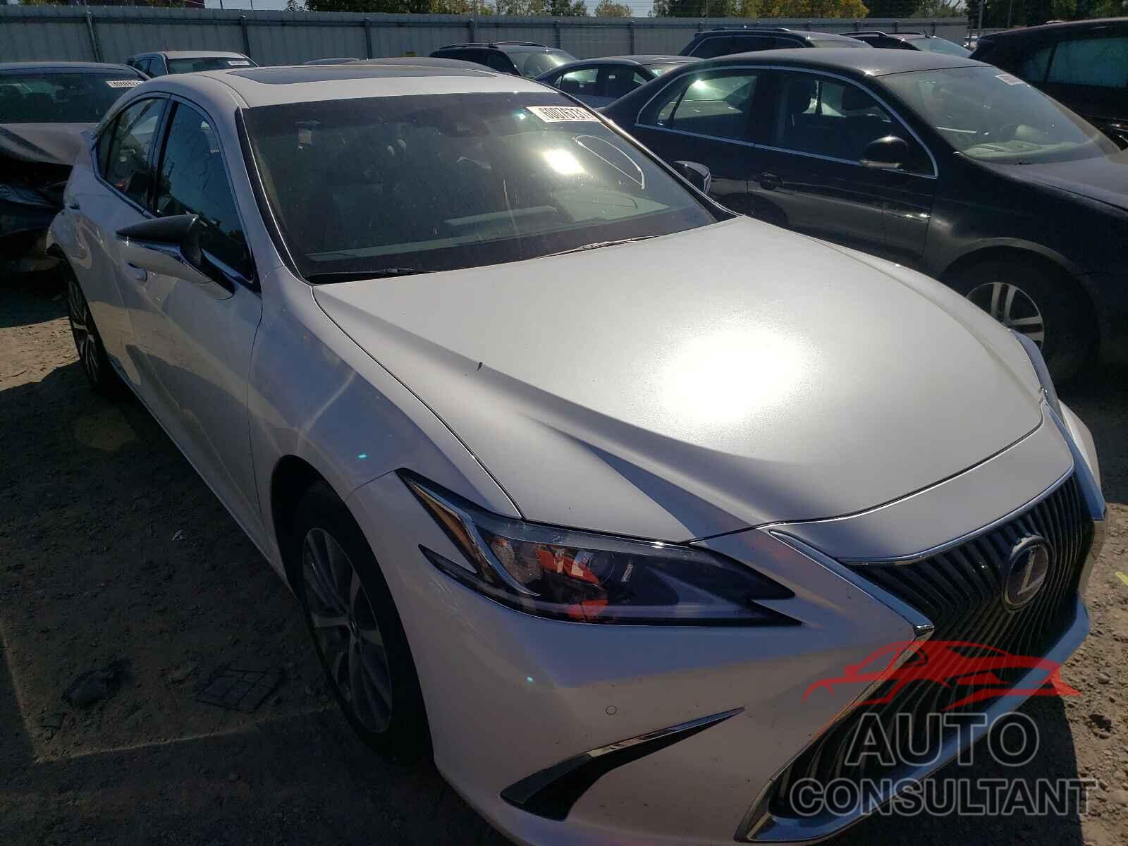 LEXUS ES300 2020 - 58AD21B1XLU010236