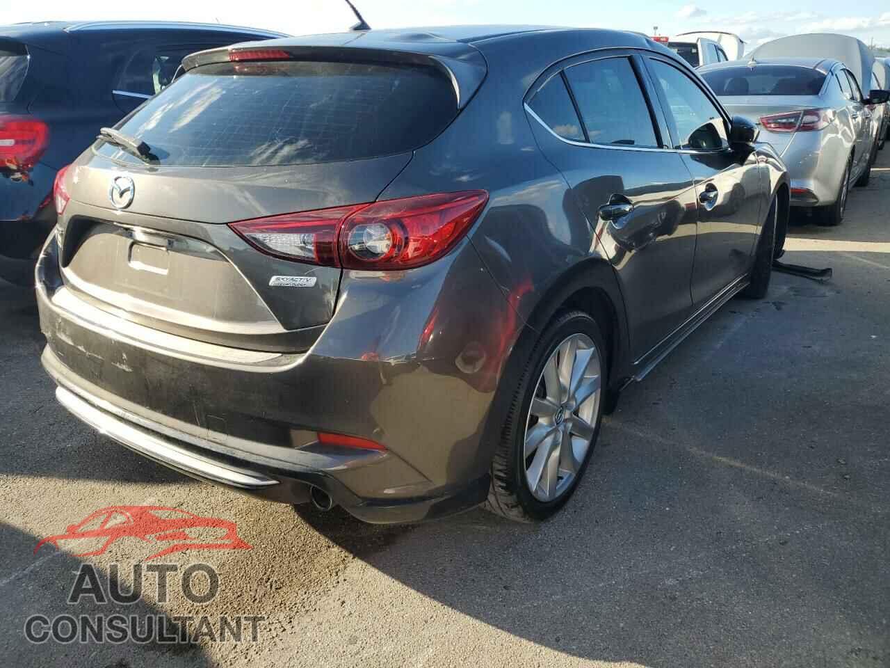 MAZDA 3 2017 - 3MZBN1L70HM132402