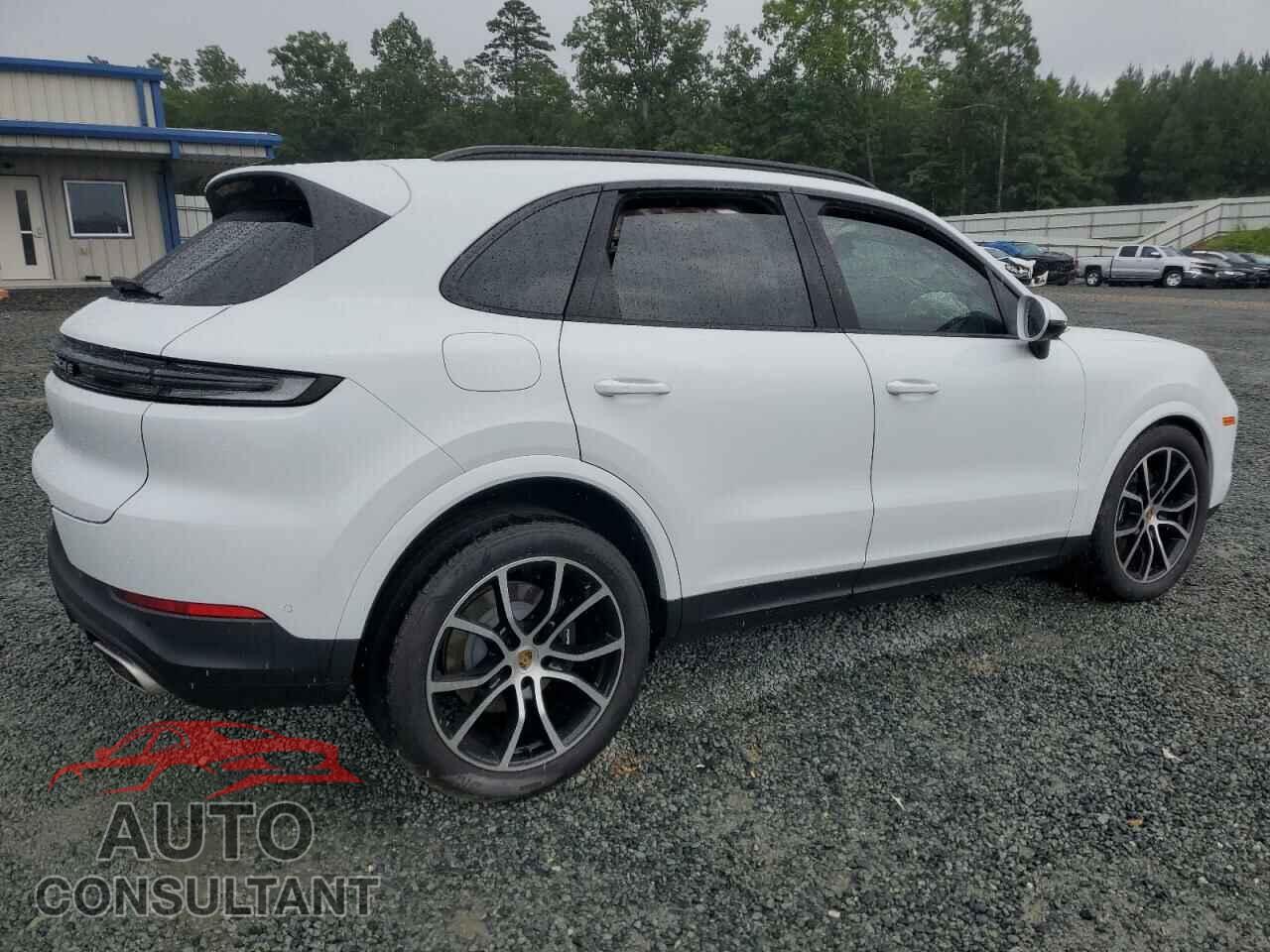 PORSCHE CAYENNE 2024 - WP1AA2AY2RDA06971
