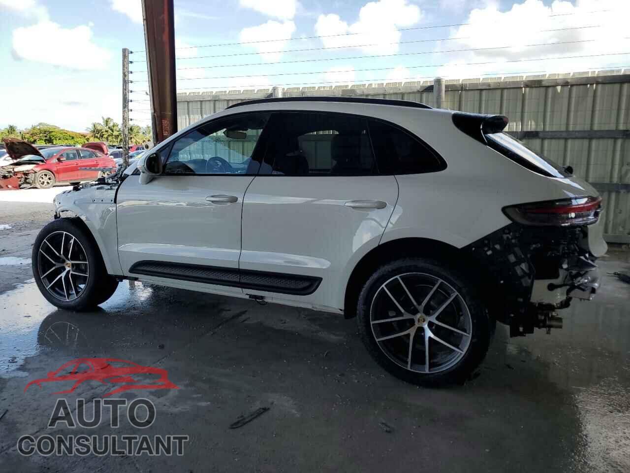 PORSCHE MACAN BASE 2024 - WP1AA2A58RLB13552
