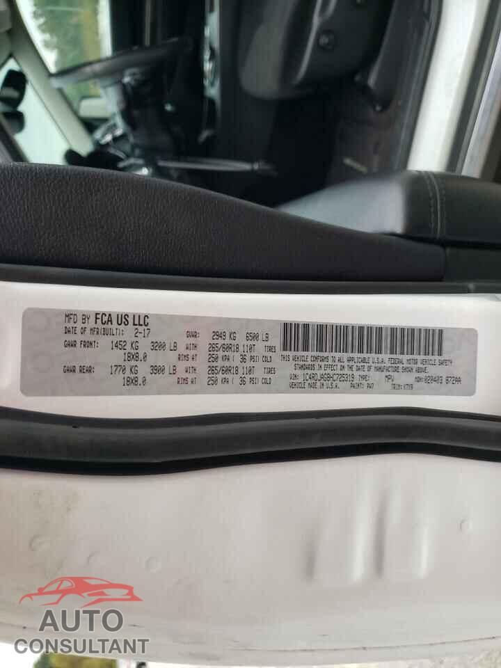 DODGE DURANGO 2017 - 1C4RDJAG8HC725319