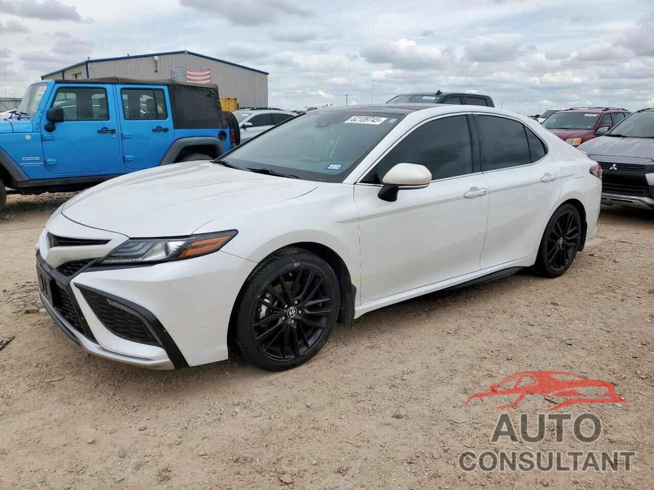 TOYOTA CAMRY 2022 - 4T1K61AK2NU017049
