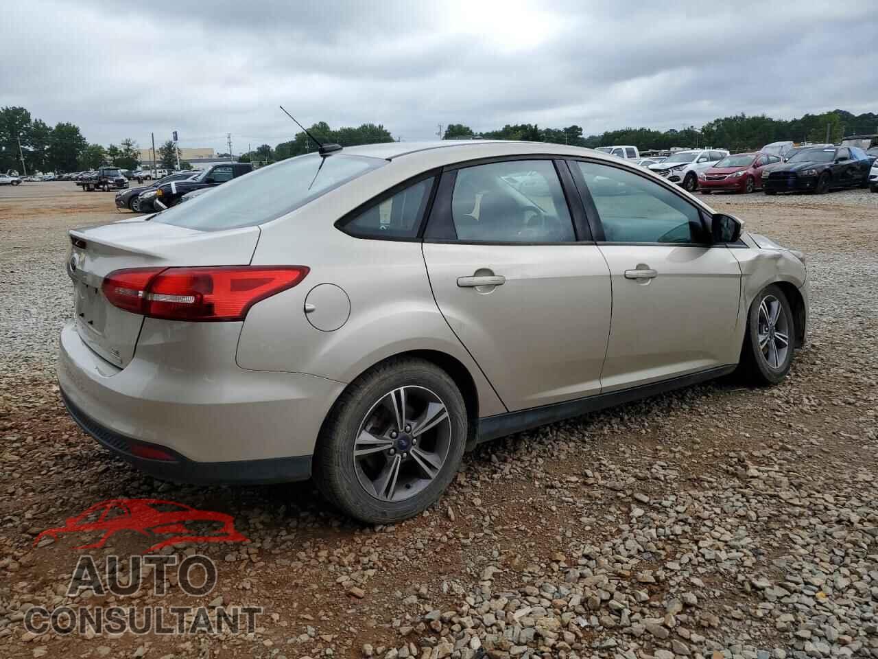 FORD FOCUS 2017 - 1FADP3FE3HL281812