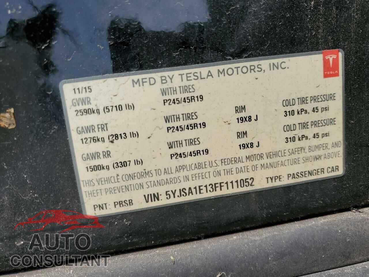 TESLA MODEL S 2015 - 5YJSA1E13FF111052