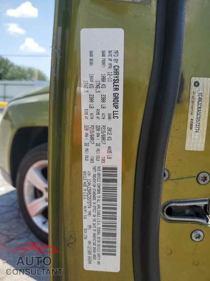 JEEP COMPASS 2012 - 1C4NJCBA5CD573774