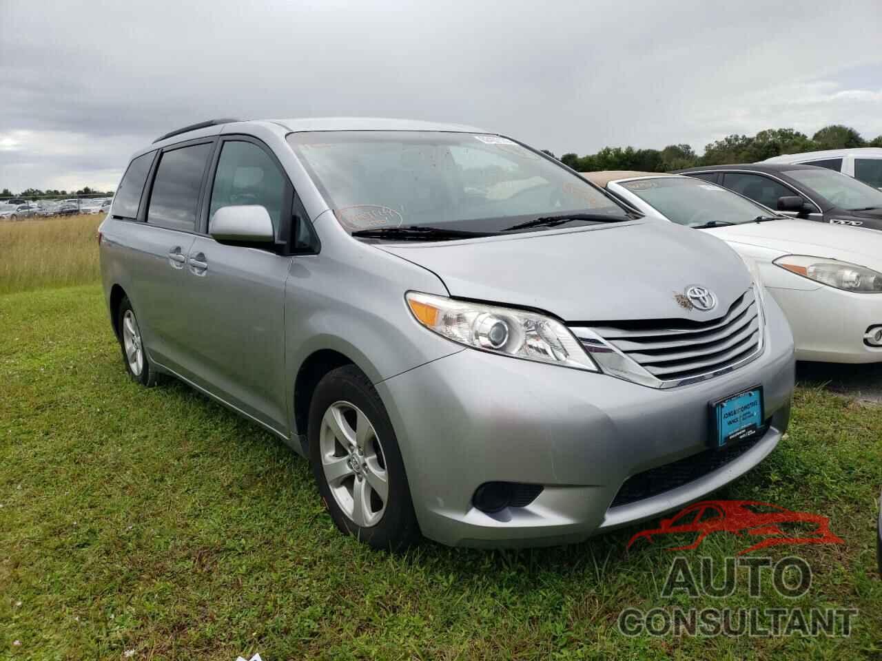 TOYOTA SIENNA 2017 - 5TDKZ3DC0HS816302