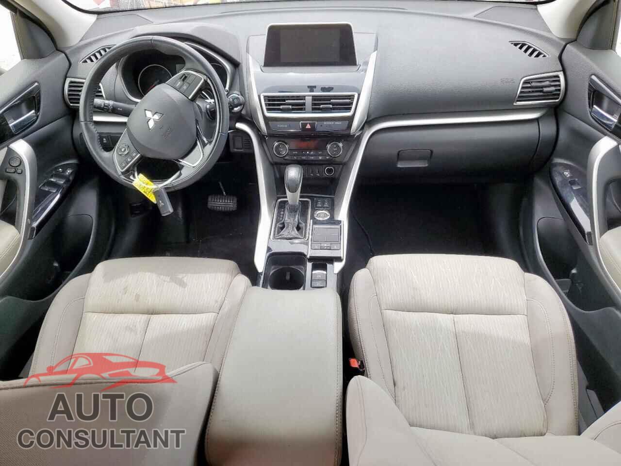 MITSUBISHI ECLIPSE 2018 - JA4AT5AAXJZ038407