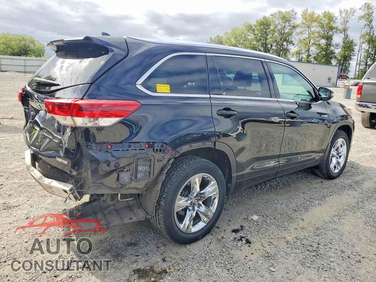 TOYOTA HIGHLANDER 2018 - 5TDDGRFH3JS044894