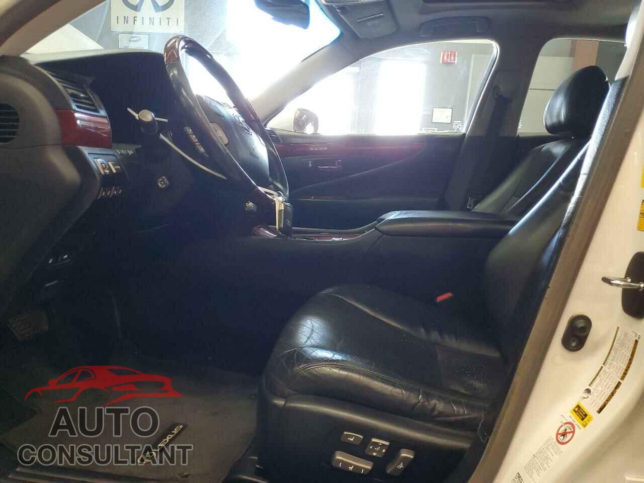 LEXUS LS460 2011 - JTHCL5EF7B5009281