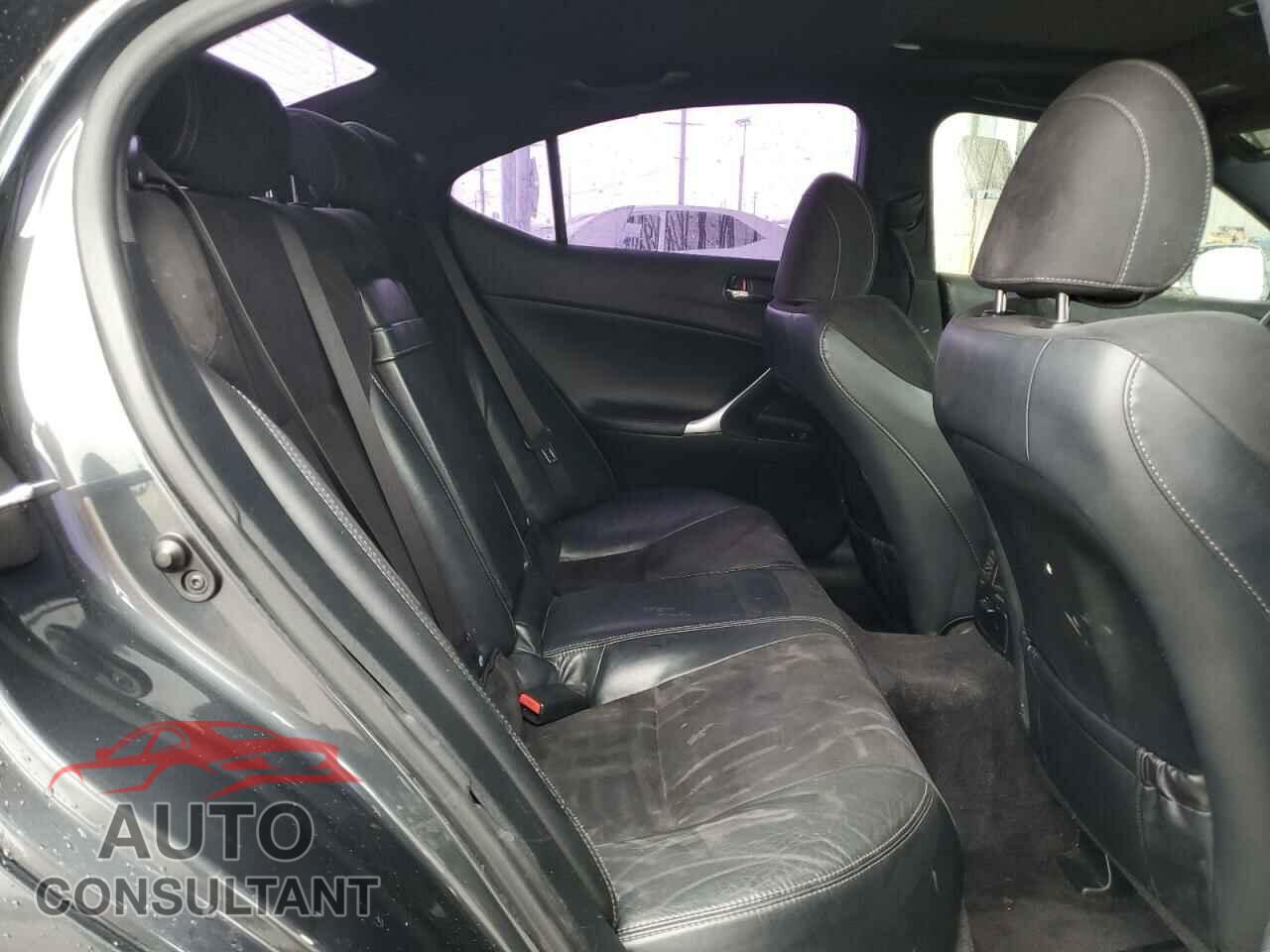 LEXUS IS 2011 - JTHBF5C21B5130343