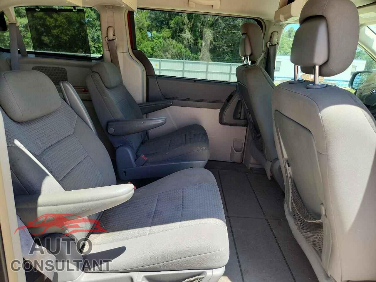 DODGE CARAVAN 2010 - 2D4RN5D17AR349756
