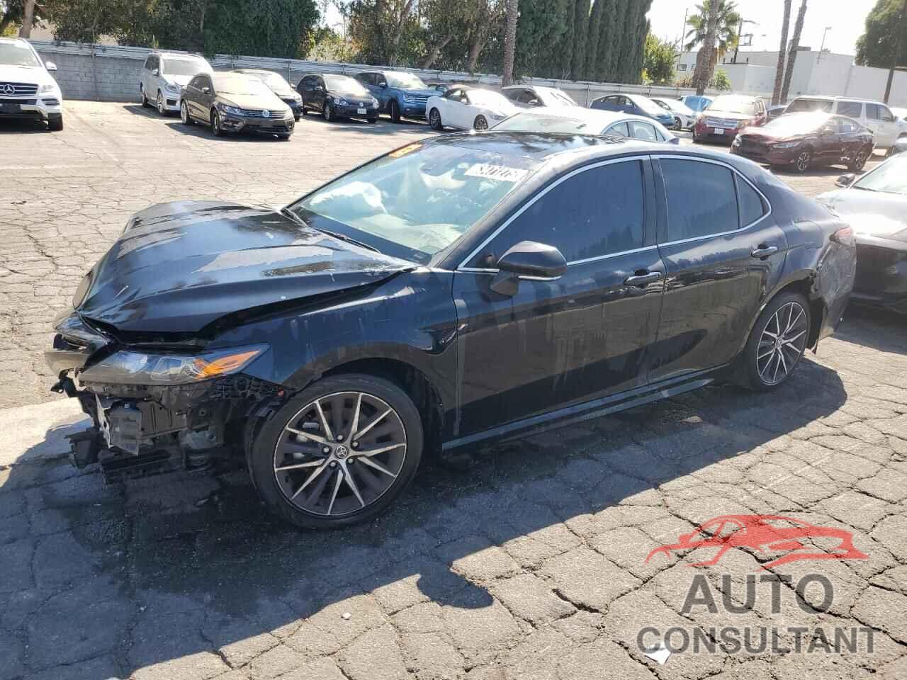 TOYOTA CAMRY 2023 - 4T1G11AK8PU781446