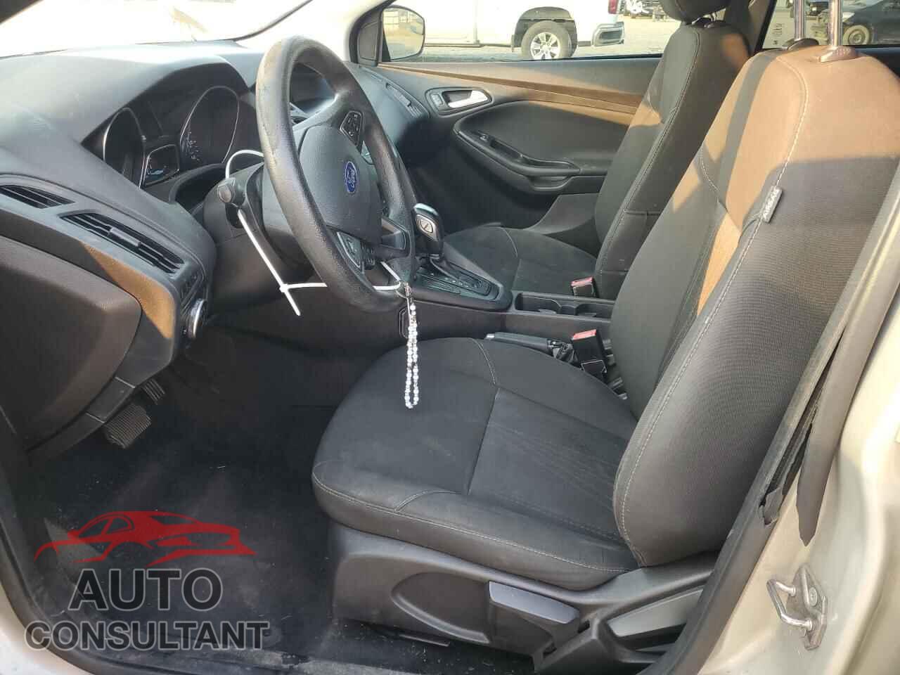 FORD FOCUS 2016 - 1FADP3F21GL340814
