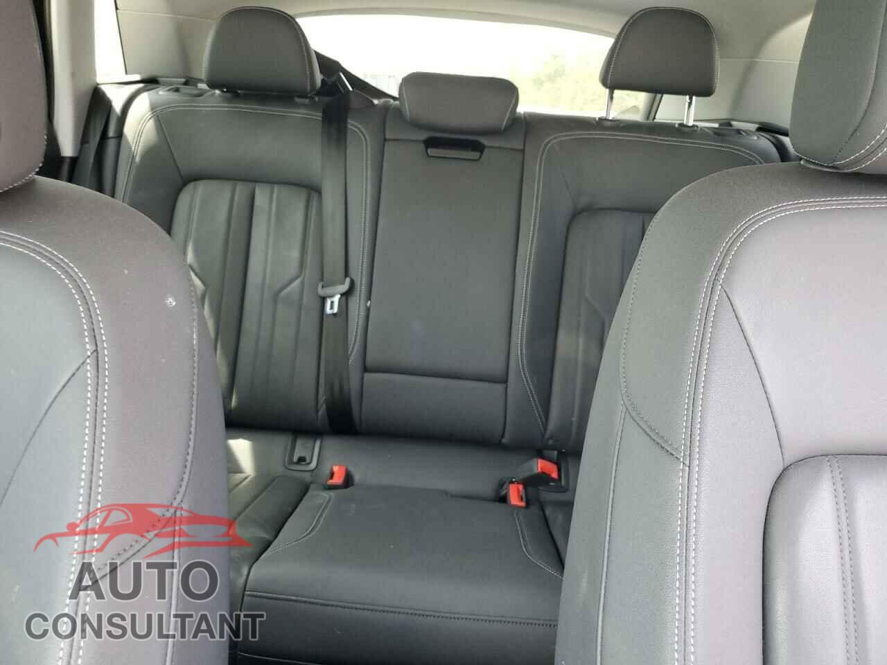AUDI E-TRON 2021 - WA1AAAGE2MB010865