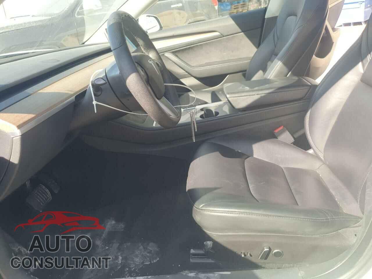 TESLA MODEL 3 2023 - 5YJ3E1EA2PF457989