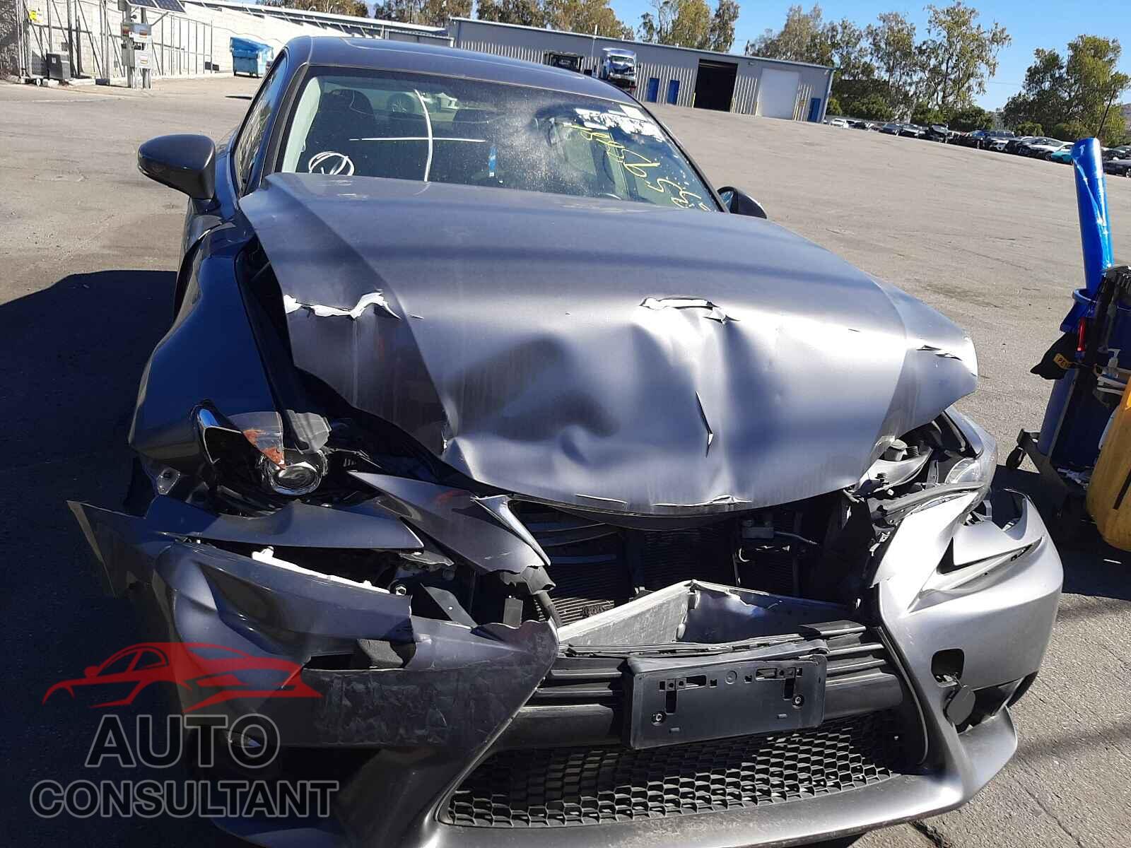 LEXUS IS 2016 - JTHBA1D26G5006212