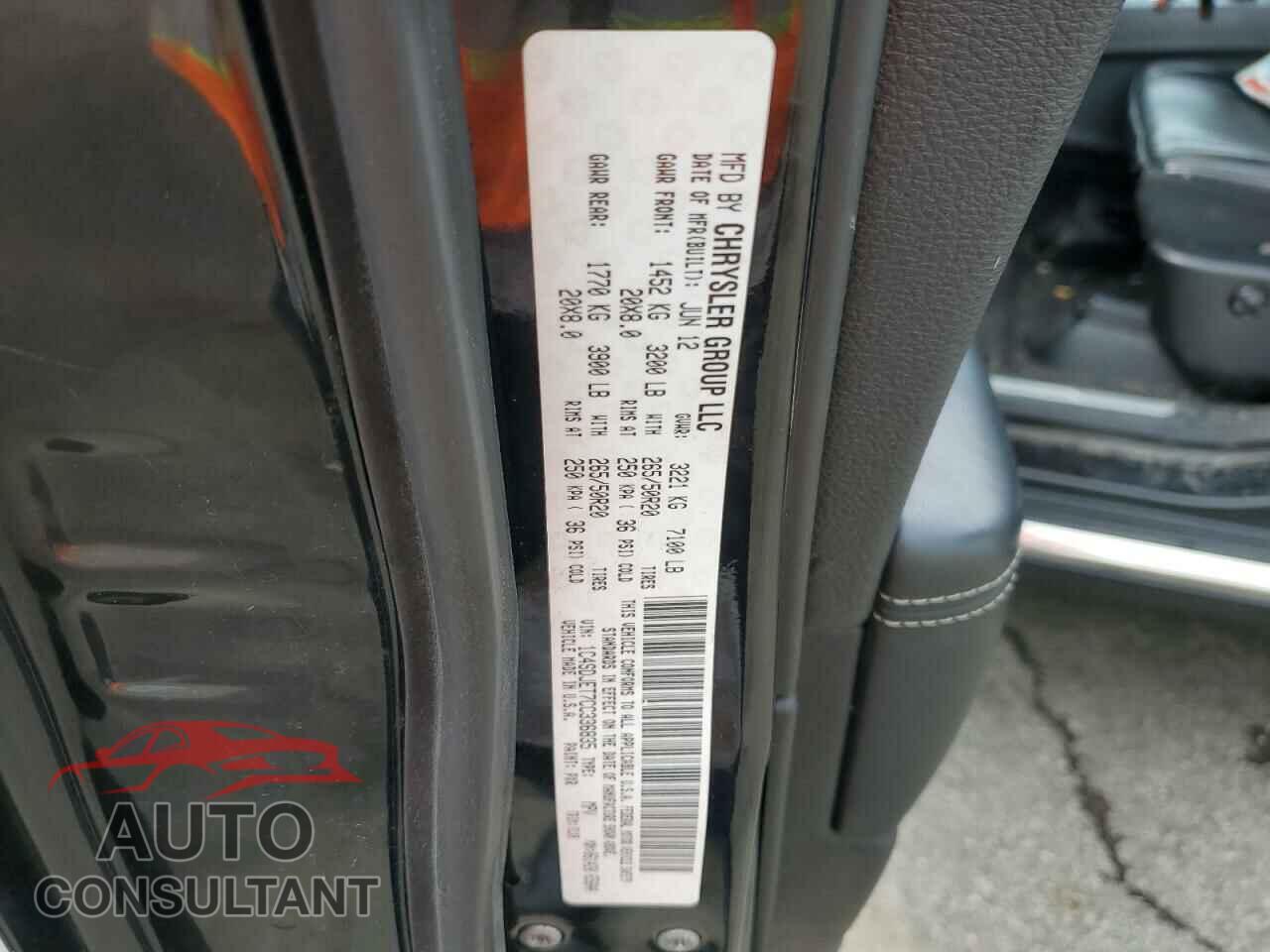 DODGE DURANGO 2012 - 1C4SDJET7CC336835