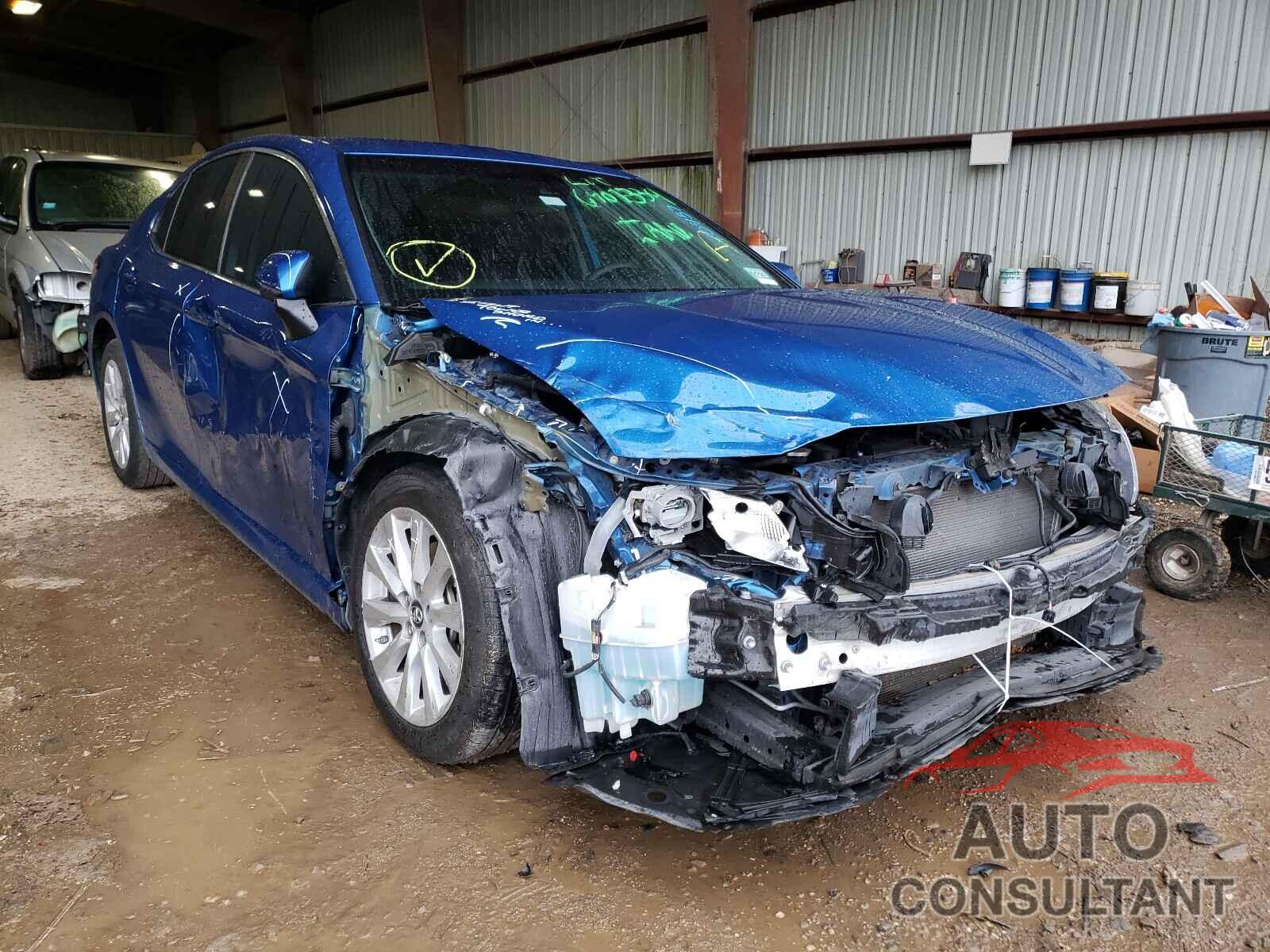 TOYOTA CAMRY 2019 - 4T1B11HK3KU251457