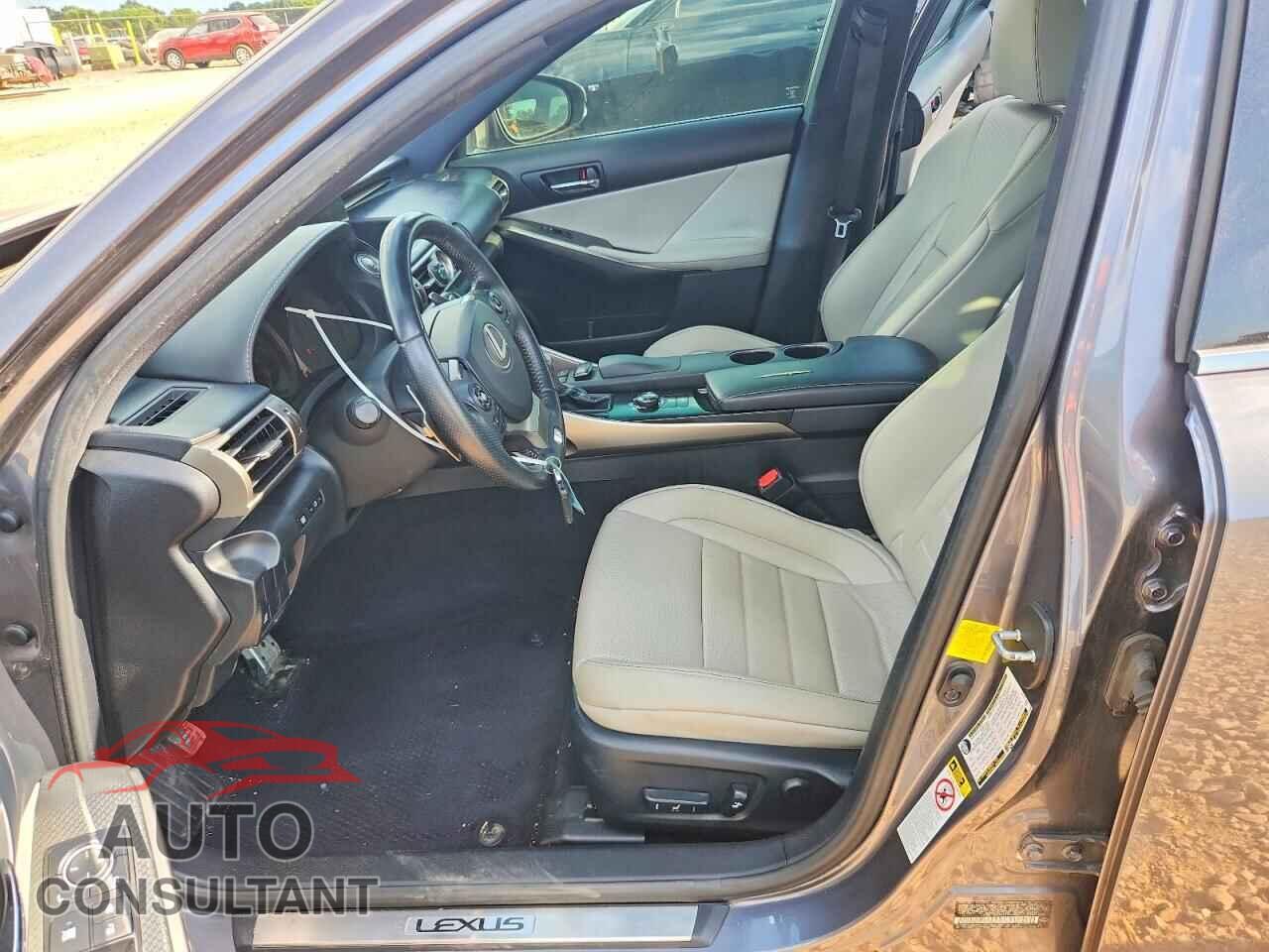 LEXUS IS 2014 - JTHBF1D21E5009484