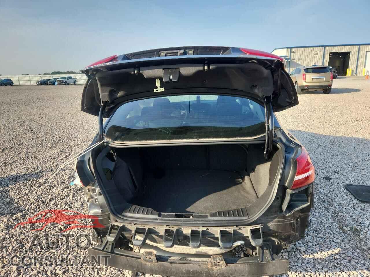 FORD FOCUS 2017 - 1FADP3FE2HL293921