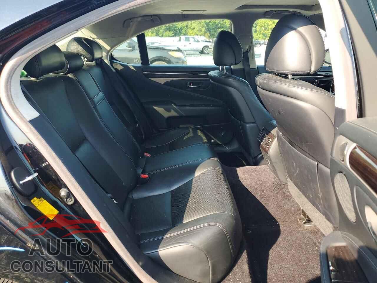 LEXUS LS460 2013 - JTHCL5EF6D5018539