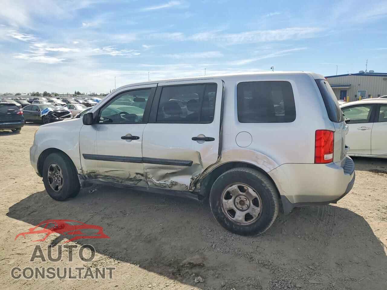 HONDA PILOT 2011 - 5FNYF3H21BB008606